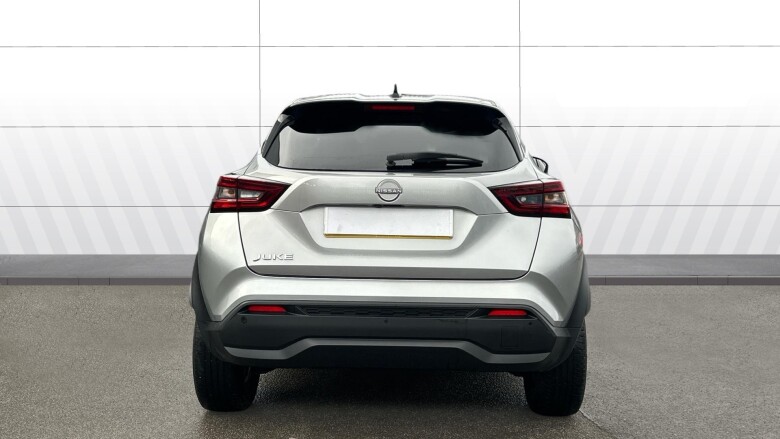 Nissan Juke 1.0 DiG-T 114 N-Connecta 5dr Petrol Hatchback